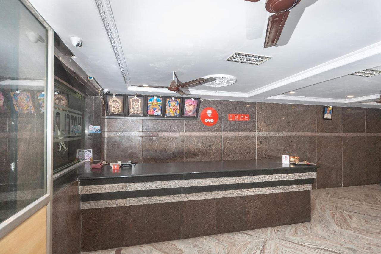 Oyo 16749 Hotel Paris Тирупати Екстериор снимка