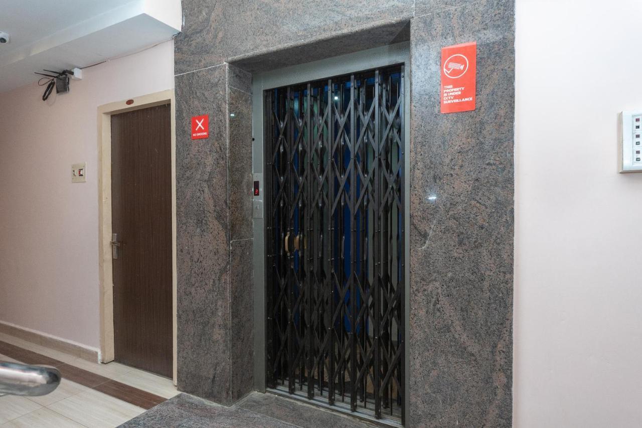 Oyo 16749 Hotel Paris Тирупати Екстериор снимка