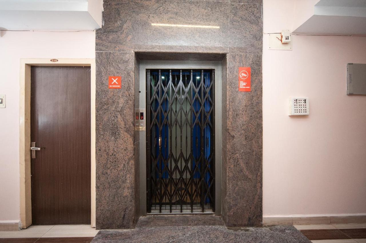 Oyo 16749 Hotel Paris Тирупати Екстериор снимка